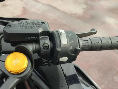 KAWASAKI NİNJA ZX-4R