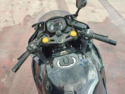 KAWASAKI NİNJA ZX-4R