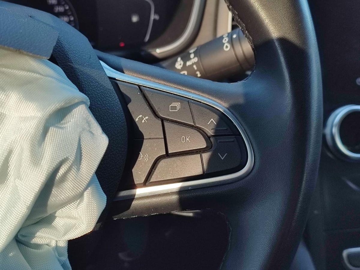 MEGANE SEDAN TOUCH 1.3 TCE EDC 140 FAZ2