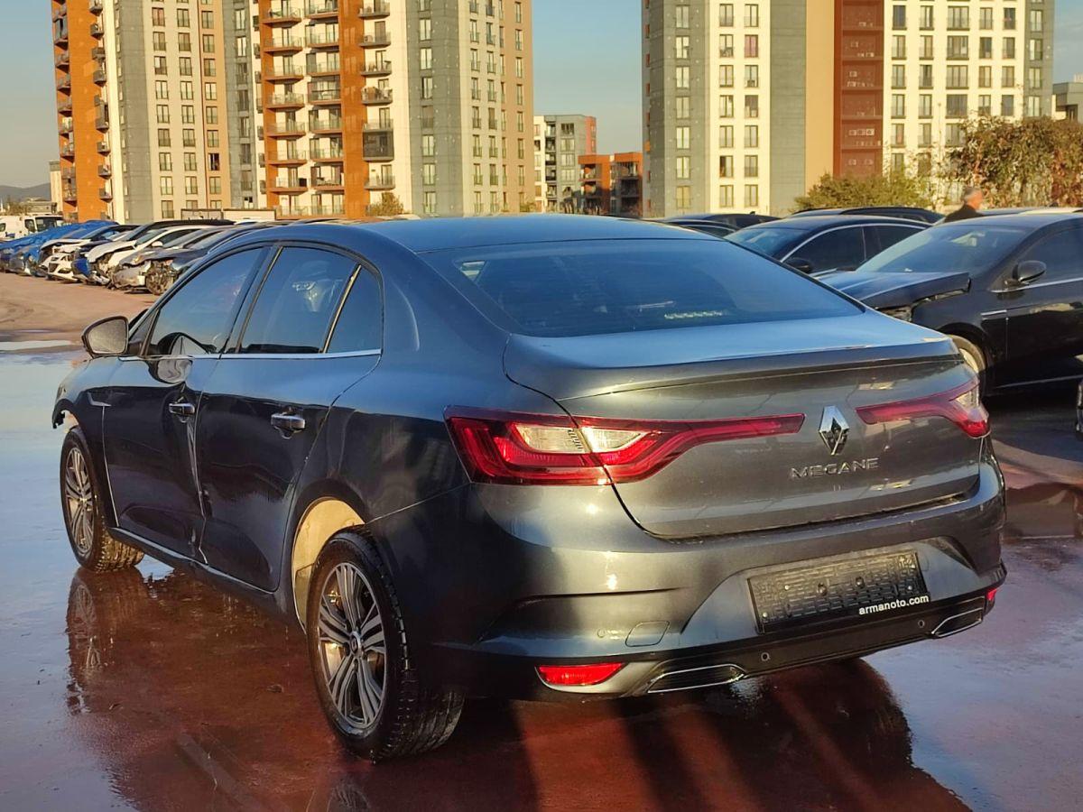 MEGANE SEDAN TOUCH 1.3 TCE EDC 140 FAZ2