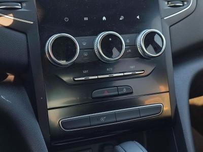 MEGANE SEDAN TOUCH 1.3 TCE EDC 140 FAZ2