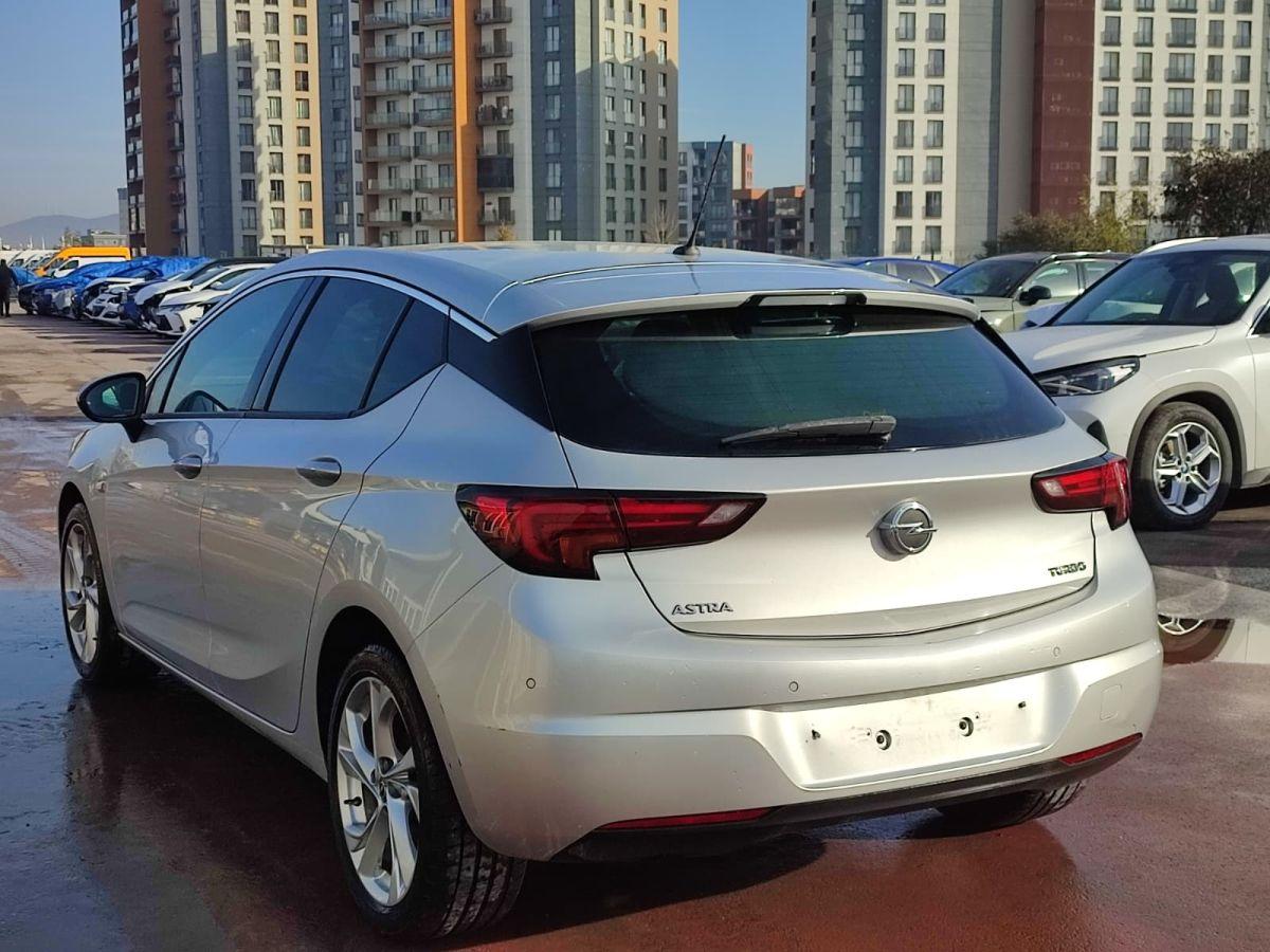 ASTRA HB DYNAMIC 1.4 150 AT6