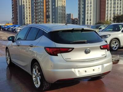 ASTRA HB DYNAMIC 1.4 150 AT6