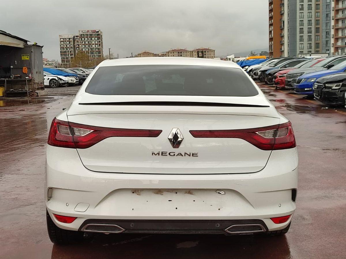 MEGANE SEDAN JOY COMFORT 1.3 TCE EDC 140 FAZ2