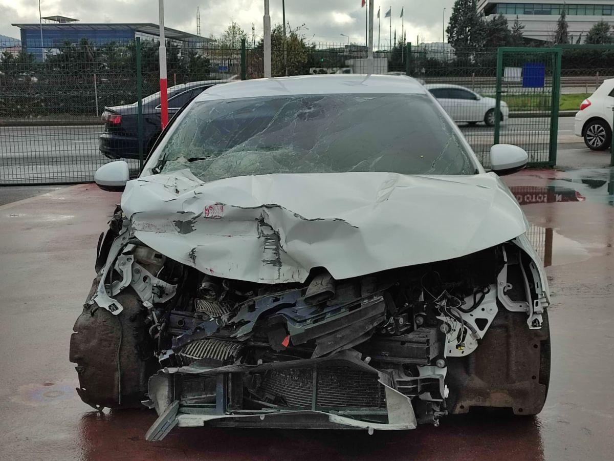 MEGANE SEDAN JOY COMFORT 1.3 TCE EDC 140 FAZ2