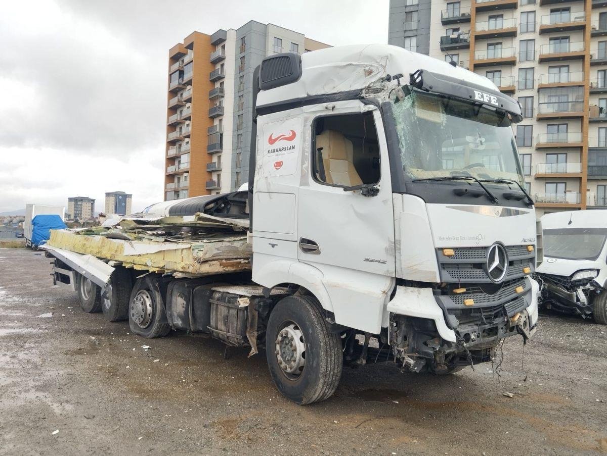 KAMYON ACTROS 3242 L E6