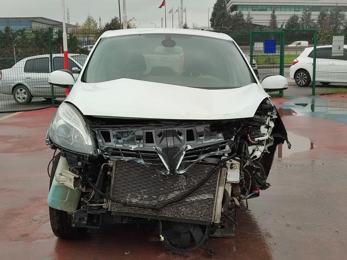 GRAND SCENIC PRIVILEGE 1.5 DCI 105 5KISI