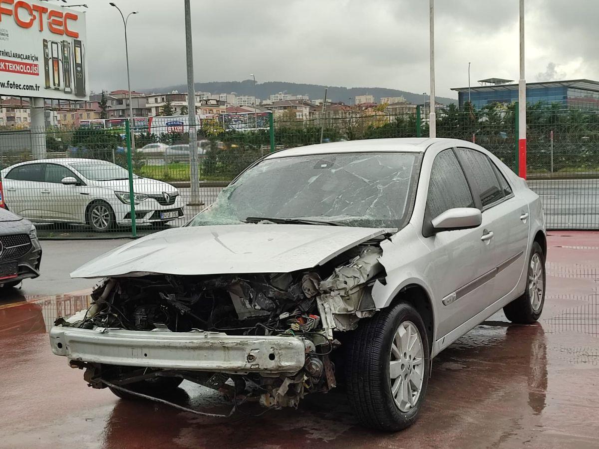 LAGUNA 1.6 16V (110) EXPRESSION