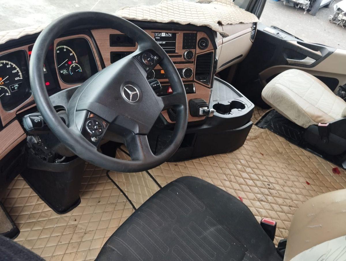 KAMYON ACTROS 3242 L E6