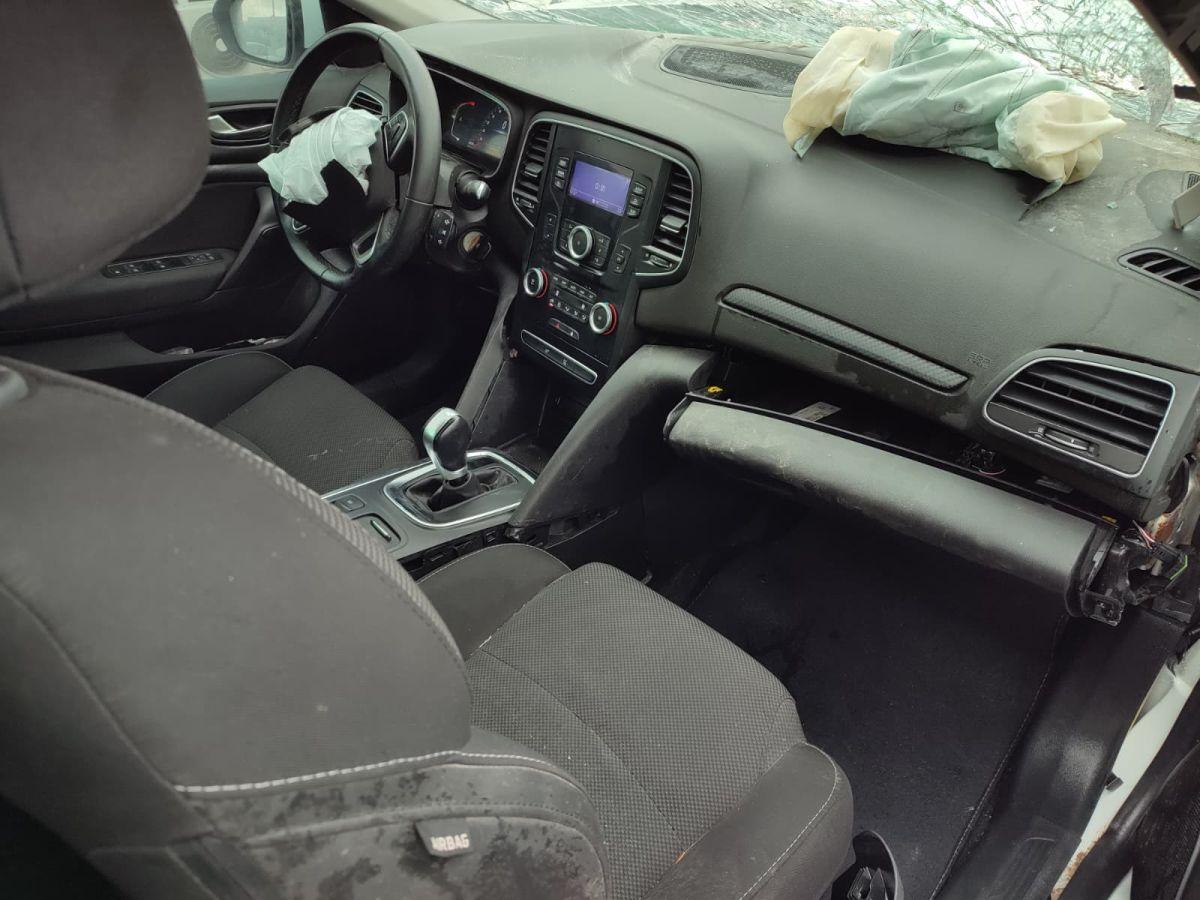 MEGANE SEDAN JOY COMFORT 1.3 TCE EDC 140 FAZ2