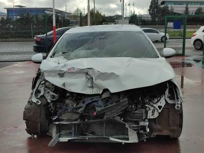 MEGANE SEDAN JOY COMFORT 1.3 TCE EDC 140 FAZ2