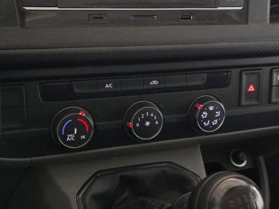 TRANSPORTER KAMYONET 5+1 LWB CIFT KABIN 110