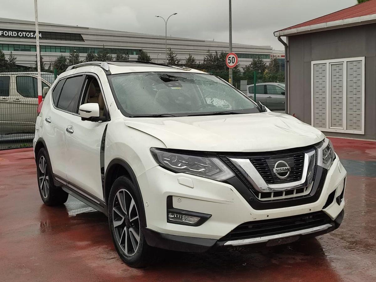 X-TRAIL 1.6 DCI PLATINUM PREMIUM 4x2 X-TRONIC