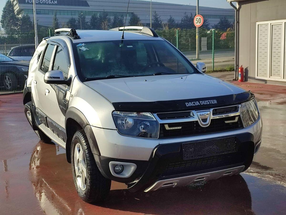 DUSTER LAURATE 1.5 DCI 110 EURO5 4X4