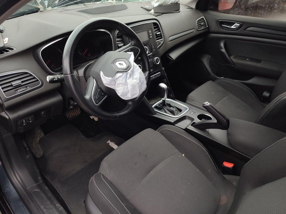 MEGANE SEDAN JOY 1.3 TCE EDC 140 FAZ2