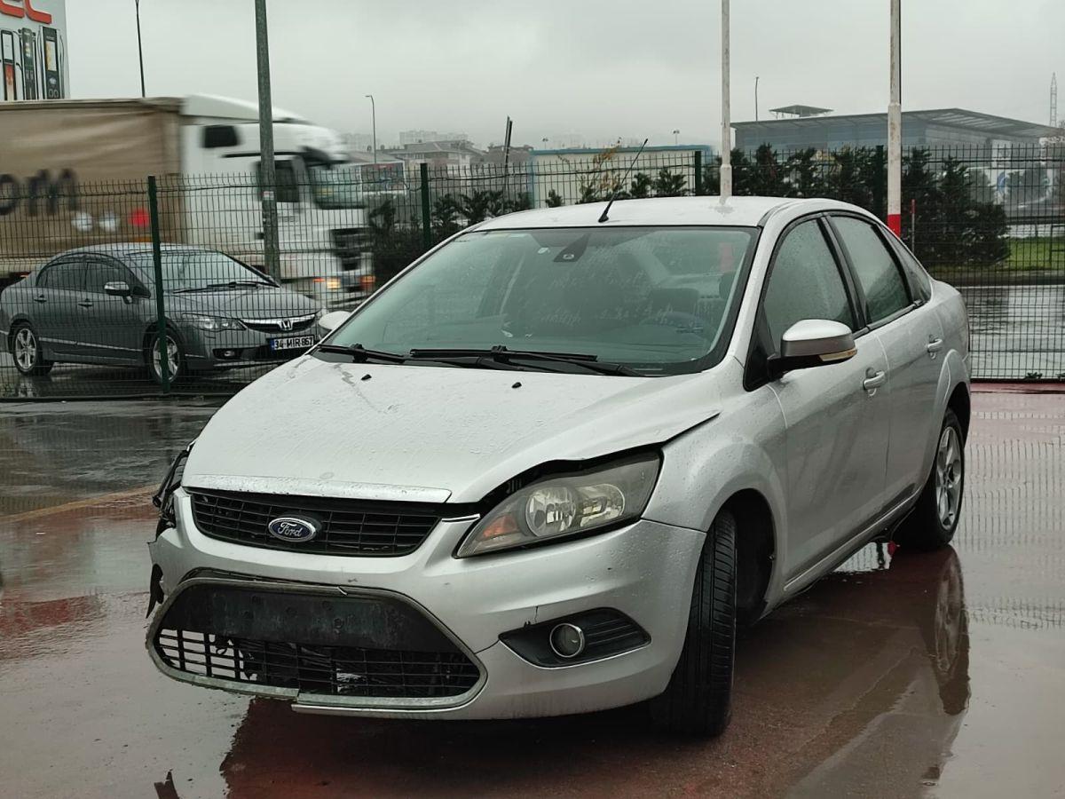 FOCUS TITANIUM 5K 1.6I (115)