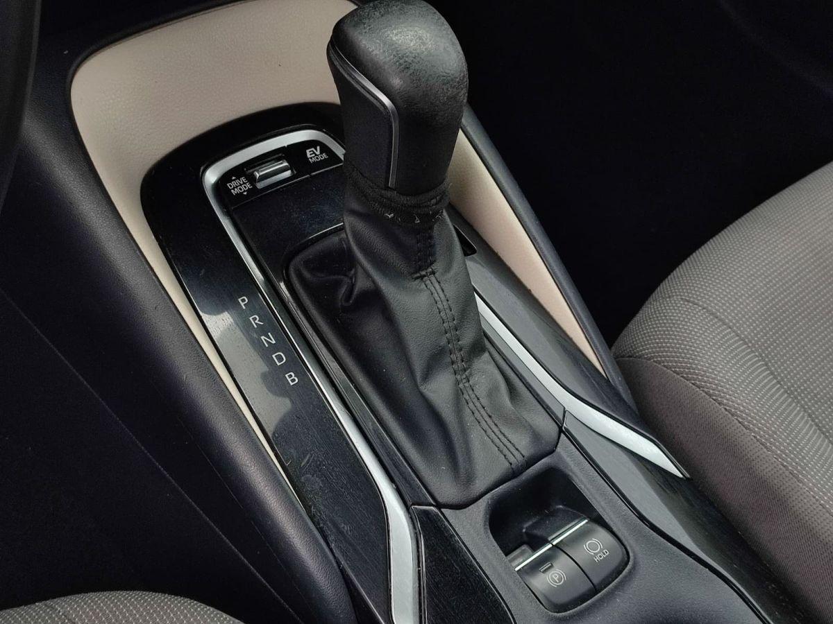 COROLLA  1.8 HYBRID DREAM E-CVT