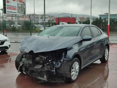 MEGANE SEDAN JOY 1.3 TCE EDC 140 FAZ2