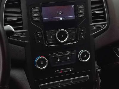 MEGANE SEDAN JOY 1.3 TCE EDC 140 FAZ2