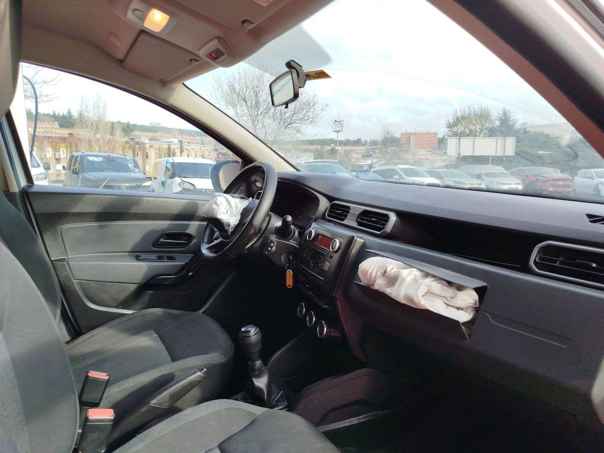 DUSTER ESSENTIAL BLUE DCI 115 4X4