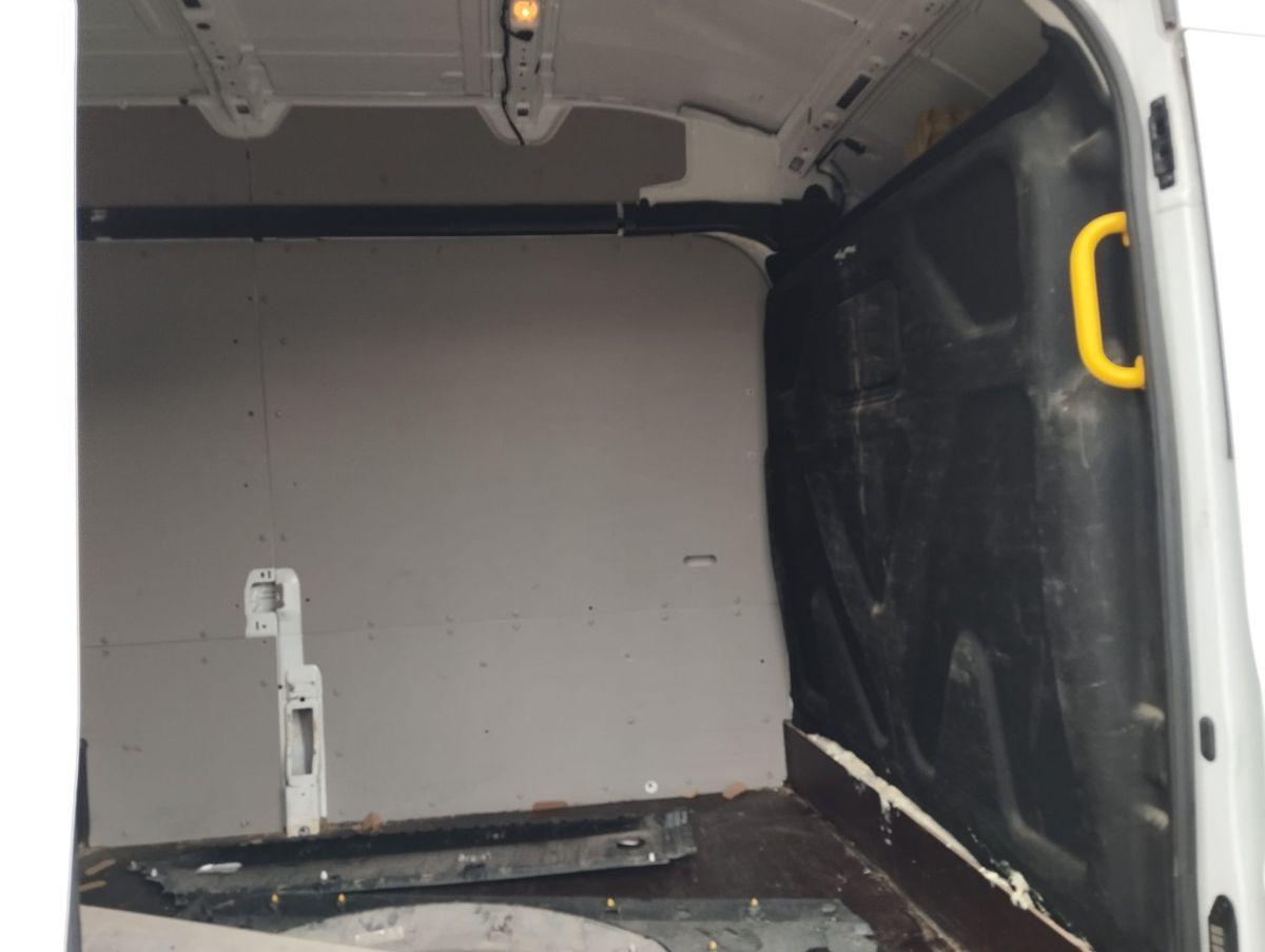 TRAN.ICA3 350ED VAN 15.1M3 2.0 165 J.TREND