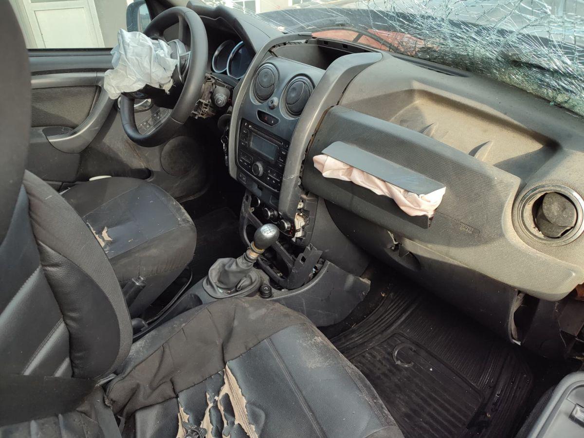 DUSTER LAUREATE 1.5 DCI 90 4x2