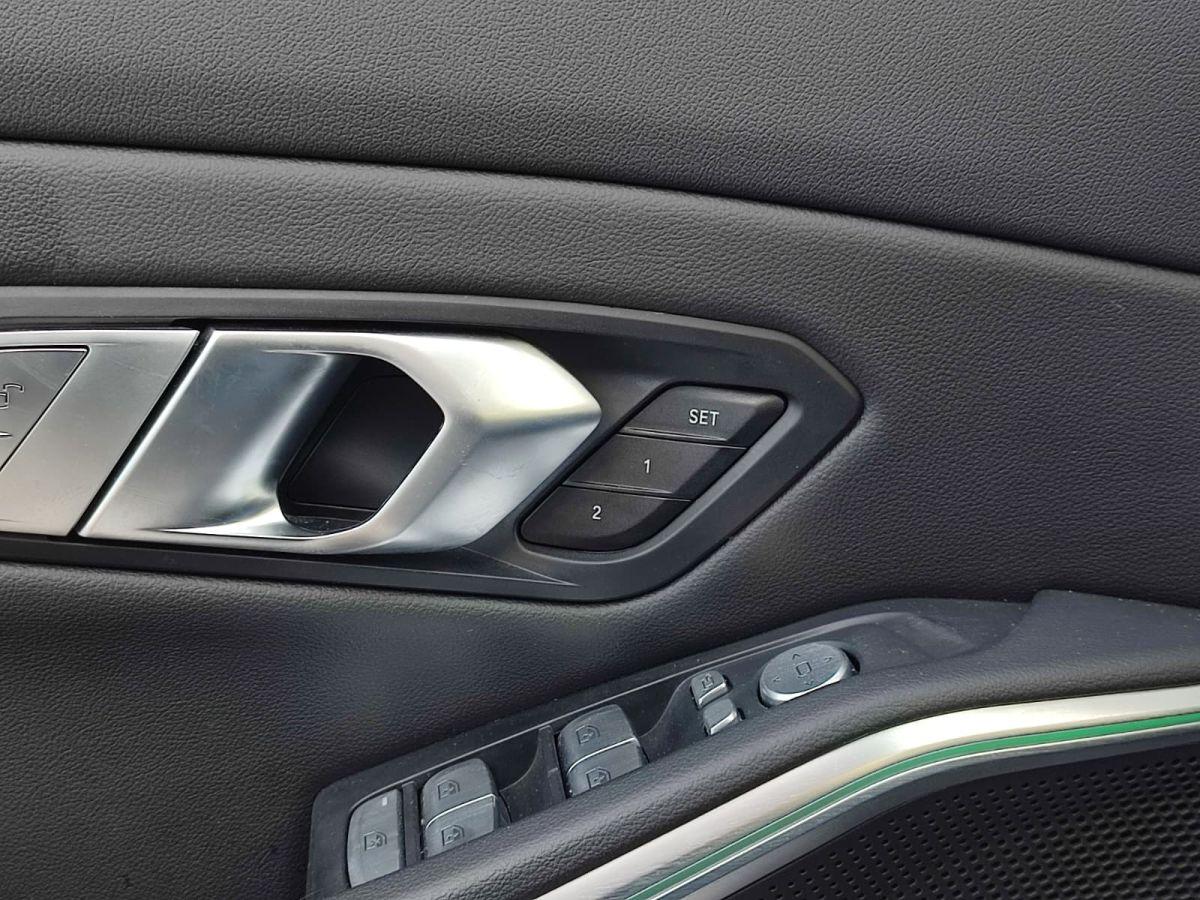 320i SEDAN 1.6 170 SPORT LINE