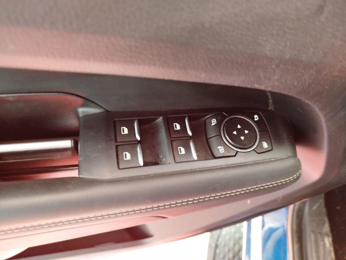 AMAROK AVENTURA 4MOTION 3.0 TDI V6 240 OV