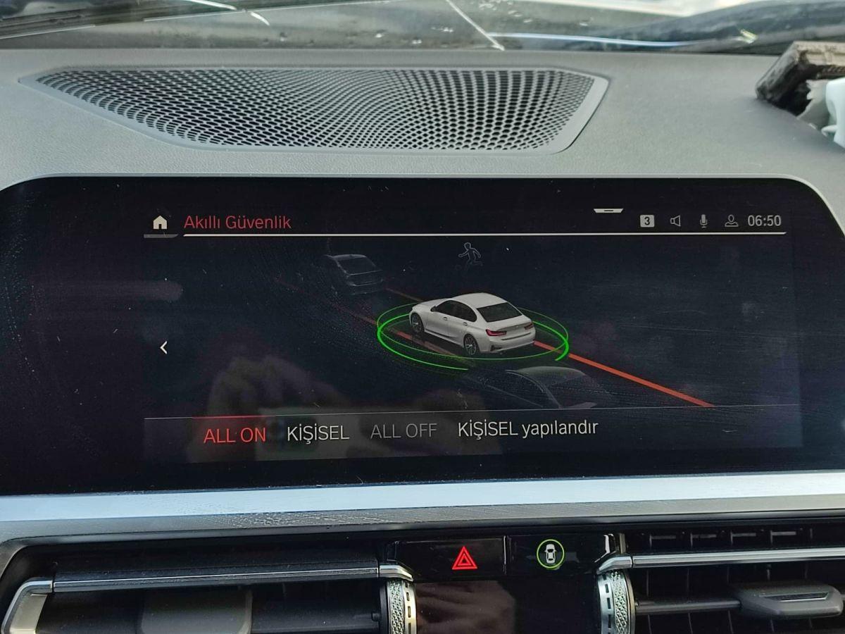 320i SEDAN 1.6 170 SPORT LINE