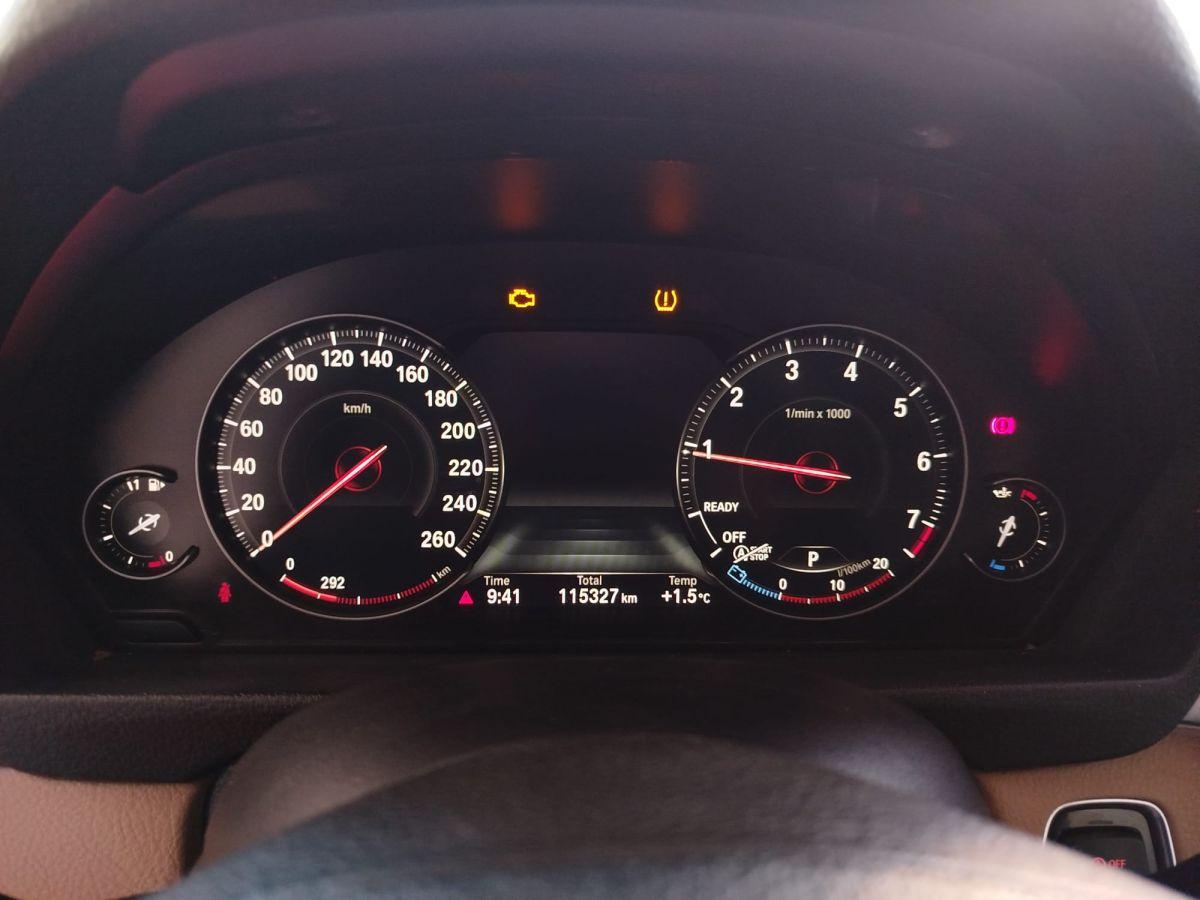 318i SEDAN 1.5 (136) PREMIUM LINE