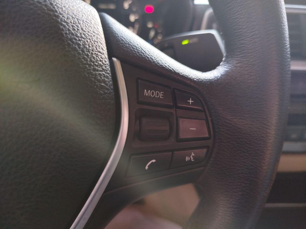 318i SEDAN 1.5 (136) PREMIUM LINE