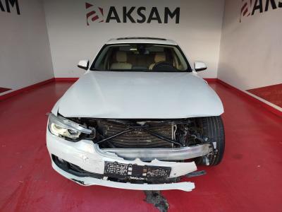 318i SEDAN 1.5 (136) PREMIUM LINE