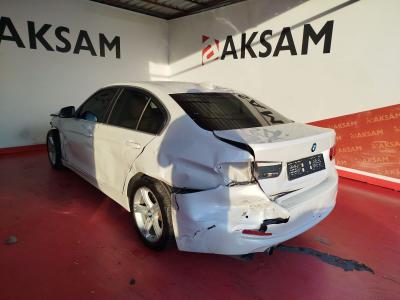 318i SEDAN 1.5 (136) PREMIUM LINE