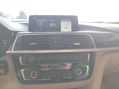 318i SEDAN 1.5 (136) PREMIUM LINE