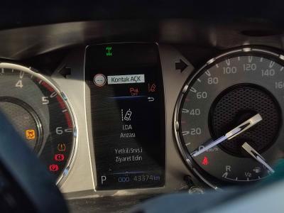 HILUX 2.4 D-4D 150 4x4 ADVENTURE A/T