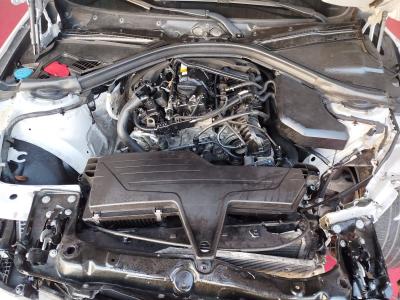 318i SEDAN 1.5 (136) PREMIUM LINE