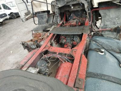 CEKICI STRALIS AT 440 S 43 TP 4X2