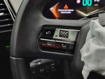 DS 7 ESPRIT DE VOYAGE E-TENSE 4X4 300