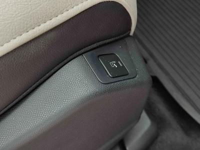 DS 7 ESPRIT DE VOYAGE E-TENSE 4X4 300