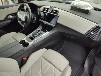 DS 7 ESPRIT DE VOYAGE E-TENSE 4X4 300