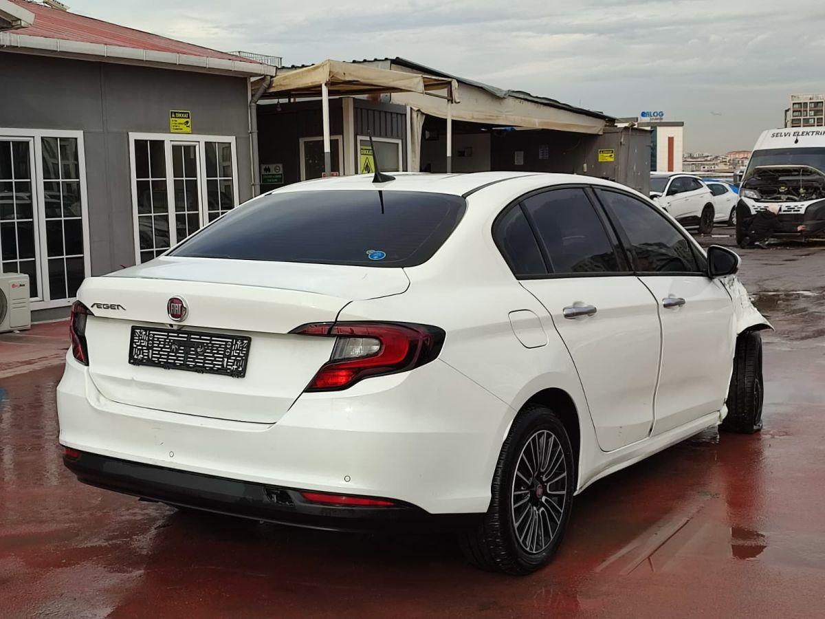 EGEA SEDAN URBAN 1.6 M.JET 130 DCT GSR