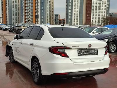 EGEA SEDAN URBAN 1.6 M.JET 130 DCT GSR