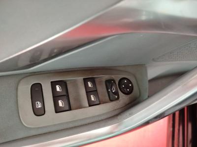 208 5 KAPI ALLURE 1.6 HDI (92) AUTO6R