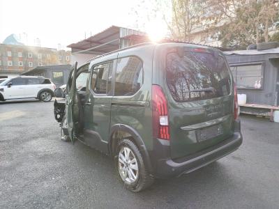 RIFTER ALLURE 1.5 BLUEHDI 130 FL