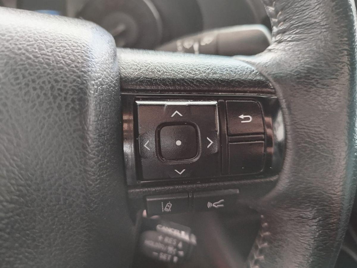 HILUX 2.4 D-4D 150 4*4 INVINCIBLE A/T