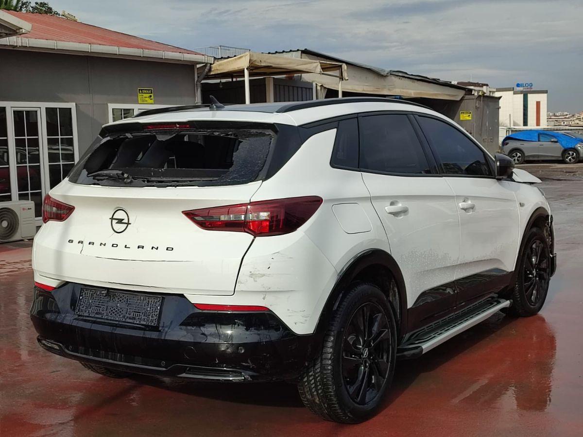 GRANDLAND 1.5 130 DIZEL AT8 GS