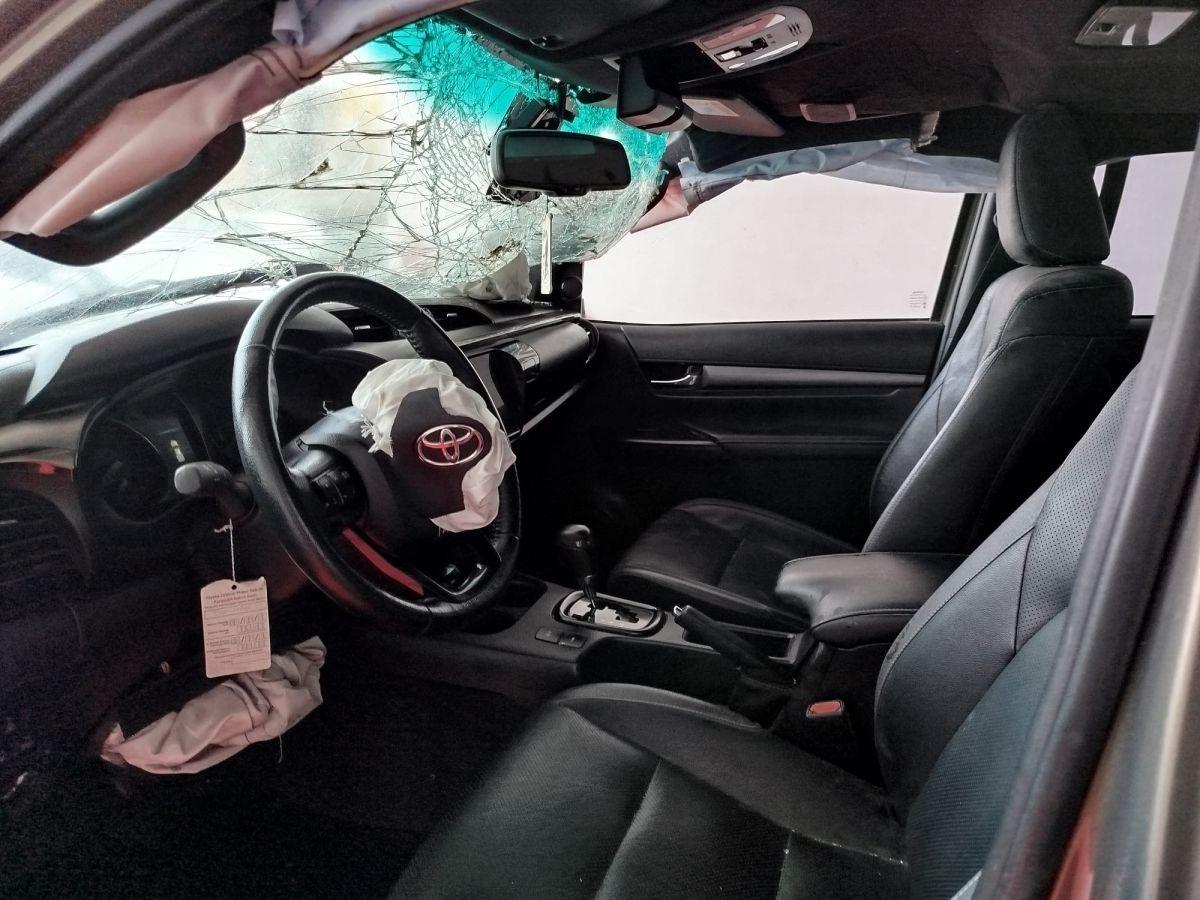 HILUX 2.4 D-4D 150 4*4 INVINCIBLE A/T