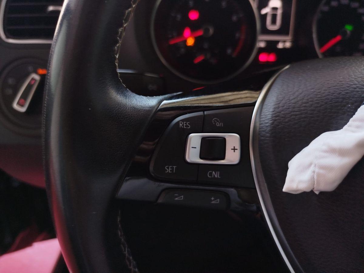 POLO 1.2 TSI BMT 90 DSG LOUNGE