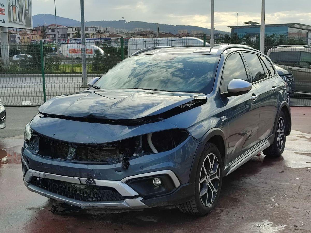 EGEA CROSS WAGON LOUNGE 1.6 M.JET 130 DCT