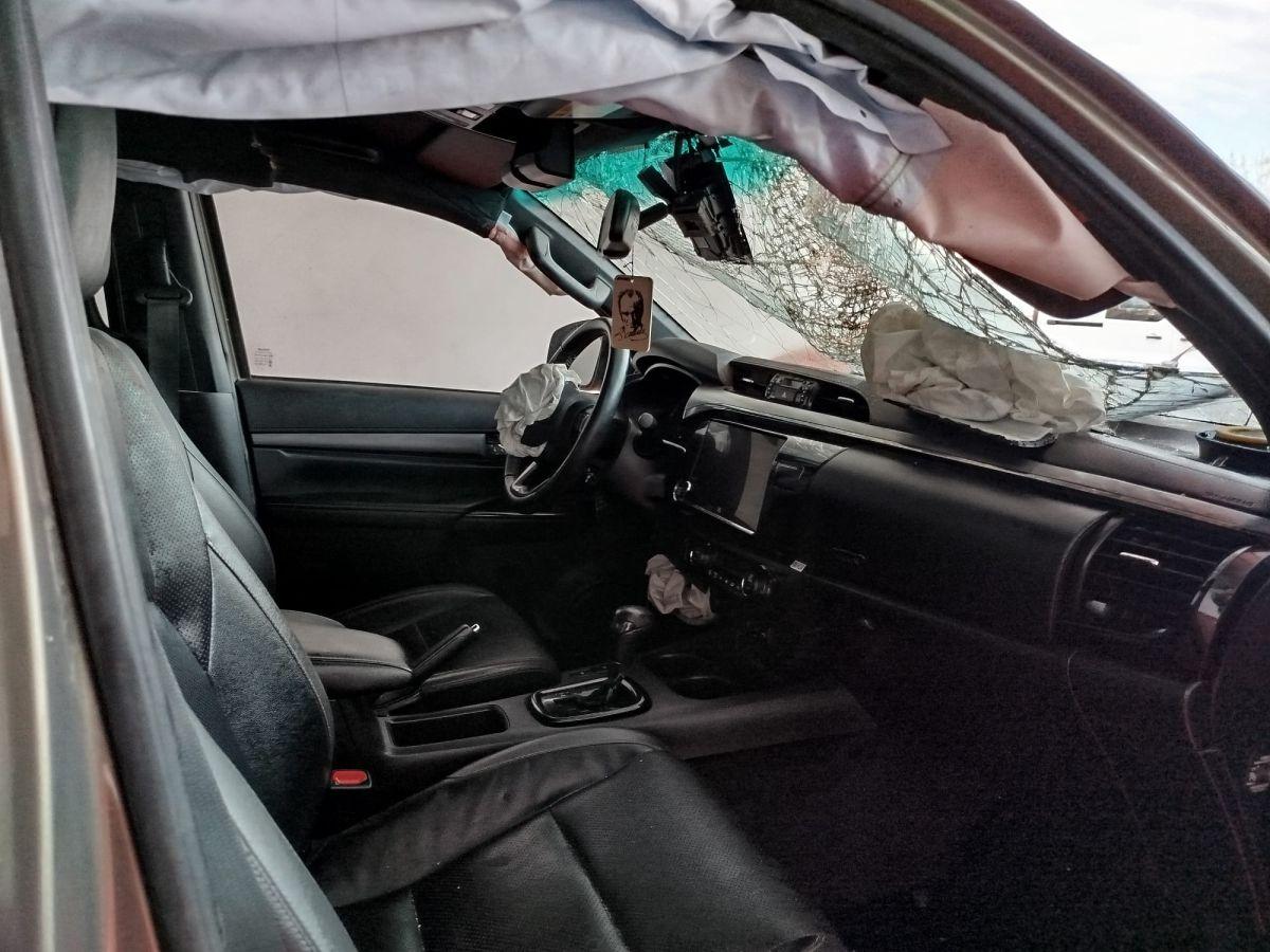 HILUX 2.4 D-4D 150 4*4 INVINCIBLE A/T